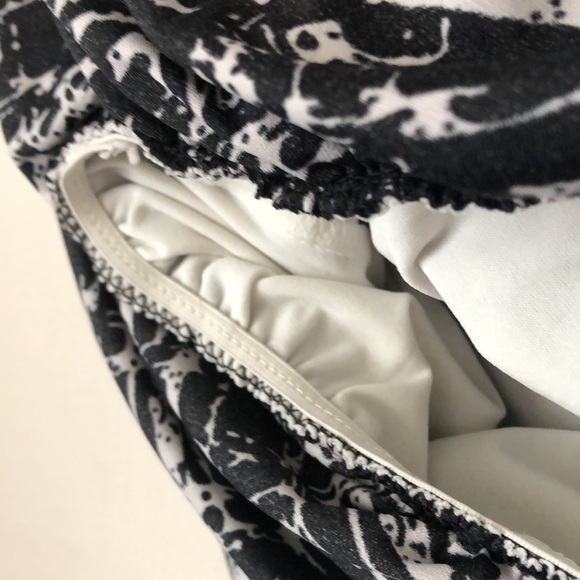 Korean Street Fashion Black and White Summer Dress - Picture 5 of 5